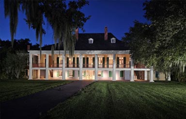 Haunted Plantation Tour by Nola Ghost Riders