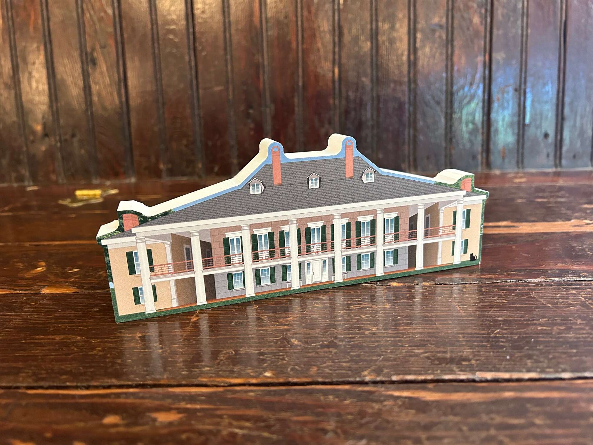 dummy spacer of Destrehan Plantation Shelf Sitter